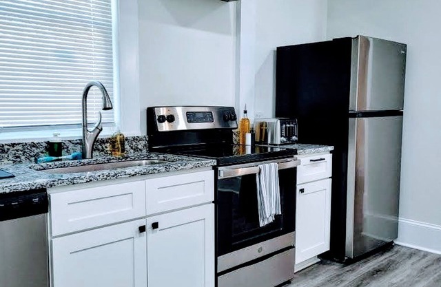 Walk to Duke Campus 1 Bedroom in Trinity Park