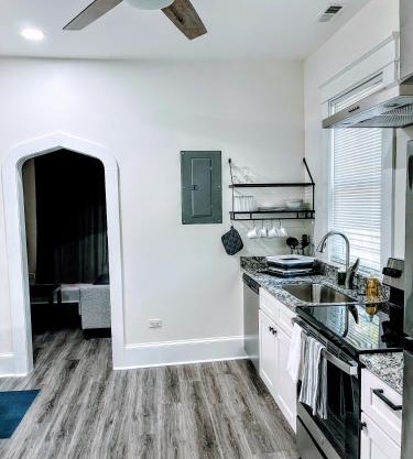 Walk To Duke Campus! 1 Bedroom In Trinity Park!