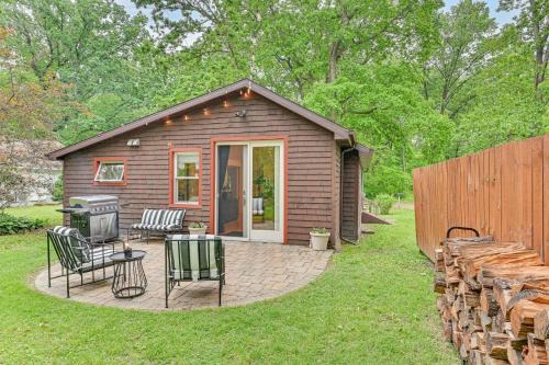 Walk to Kelsey Lake Cassopolis Home with Yard!