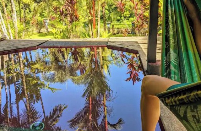 Walk to the Beach~Chill by the Pool