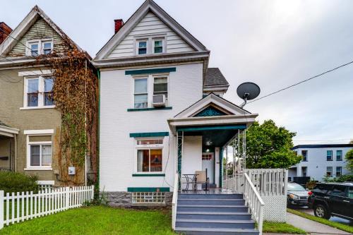 Walk to University of Cincinnati Historic Home!