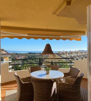 Walking distance to Puerto Banus sea view Apartment