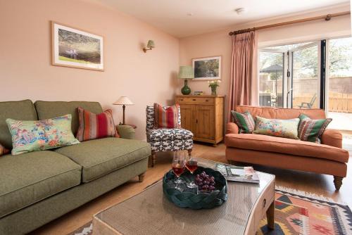 Wall Cottage