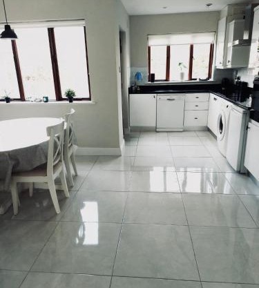 Warm and newly renovated 3 bedroom home