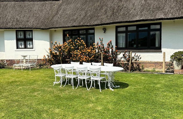Warm & Welcoming Cottage - Your Perfect Getaway