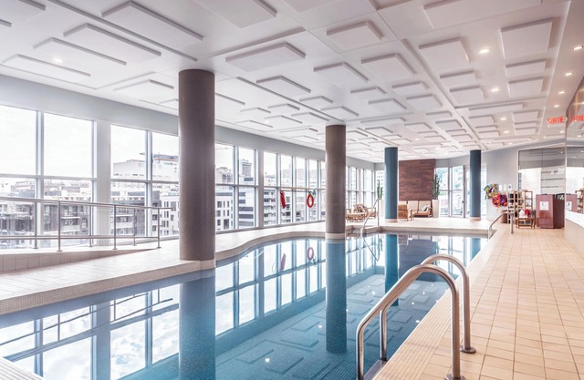 Warwick Le Crystal - Montréal