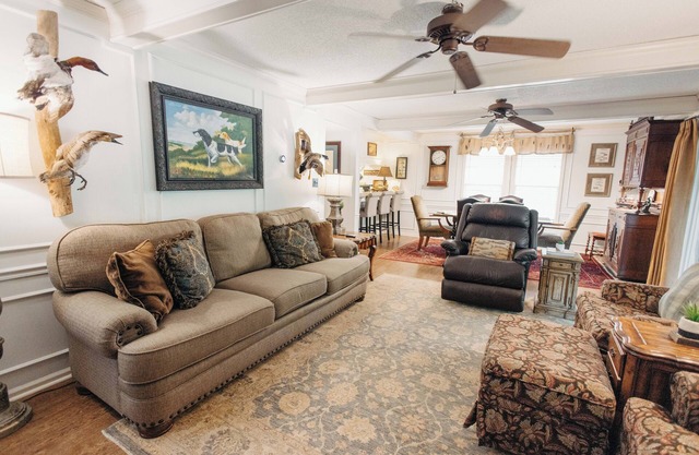 Water View Property, Pet Friendly, Golfing, Fishing, Marina, Swim, Park, Trails