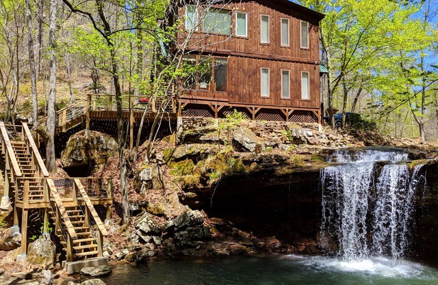 Waterfall Wilderness Retreat Bordering the Ozark National Forest