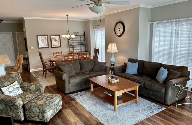 Waterfront 3BR Condo, 1st Floor, Pool and Tennis