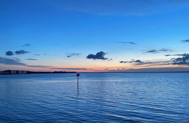 Waterfront Getaway in Charming Beach Town!