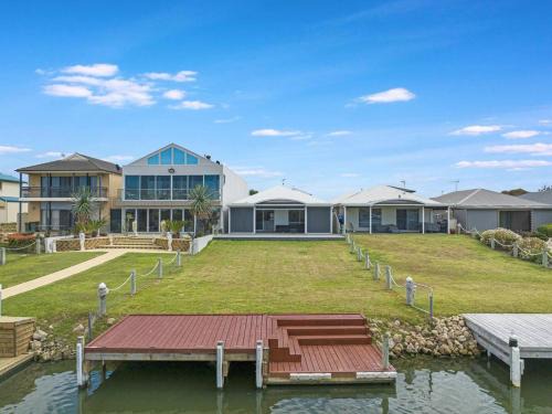 Waterfront Island Escape home