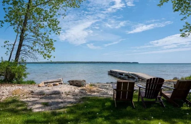 Waterfront on North Bay of Baileys Harbor