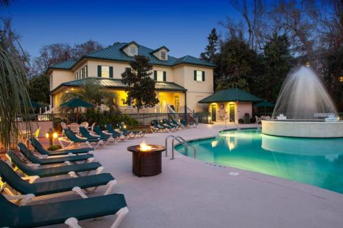 Waterside By Spinnaker