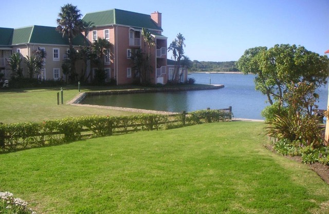Waterside Living MC03