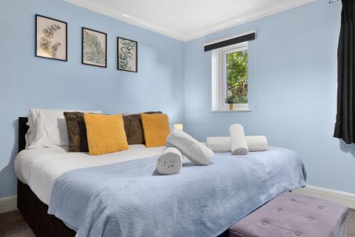 Watford Cozy Full Home - Perfect for Harry Potter Studios!