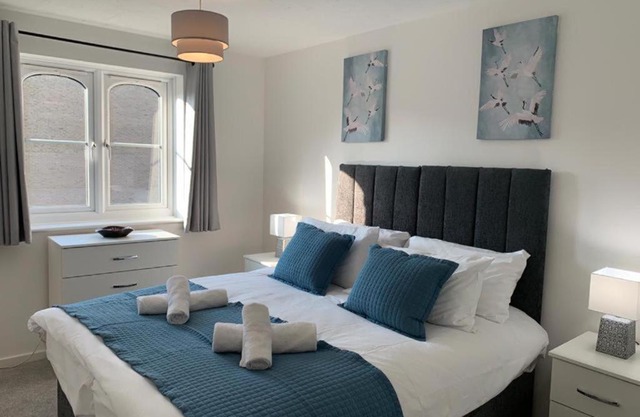 Watford Gemini - Thanet House, Nr Watford Metropolitan, M1,M25