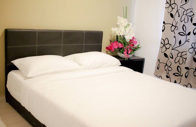 We Hotel