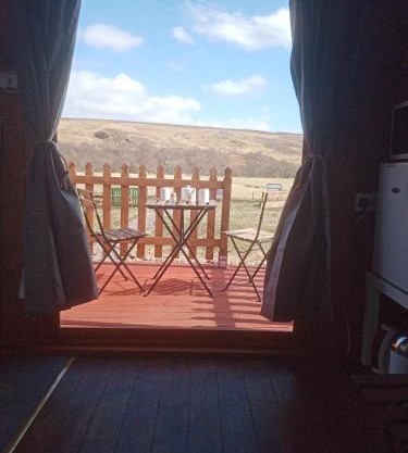 Wee Hoose Glamping Pod 1