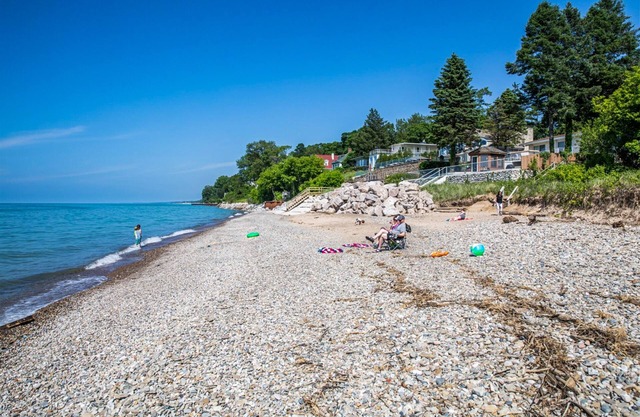 Well-Equipped Home near the Beach w/free WiFi, Beach Access, & more