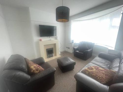 West Bishop Auckland Professional Let