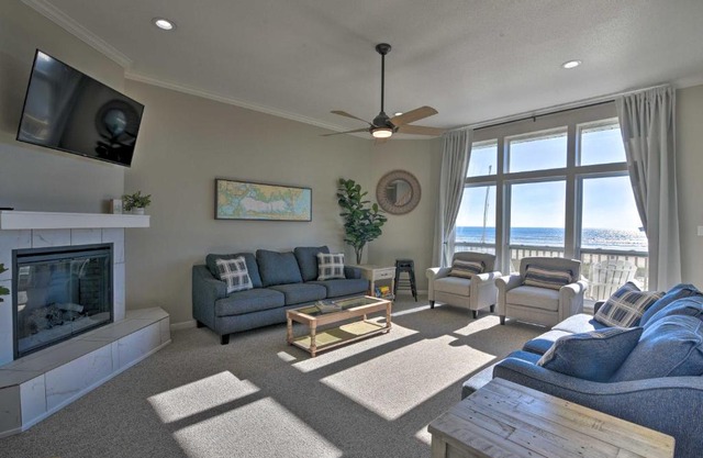 West Galveston Home about Steps from Terramar Beach!
