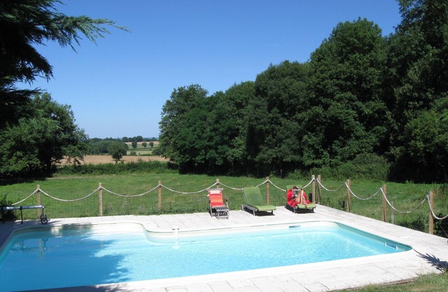 West wing of 17th century manoir in the heart of La France Profonde