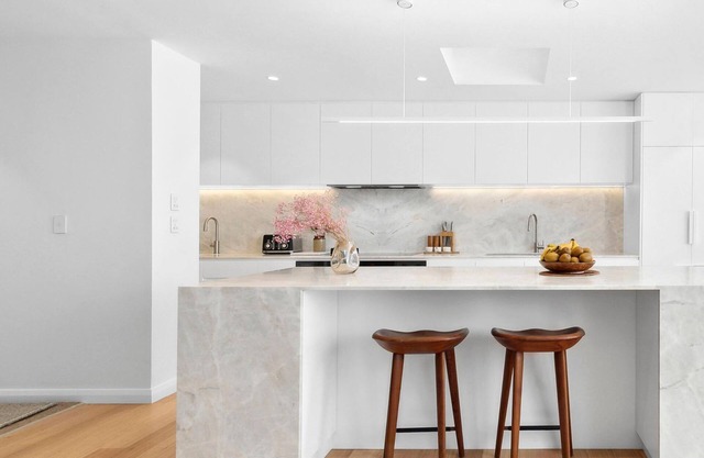 Where contemporary meets North Sydney waterside!
