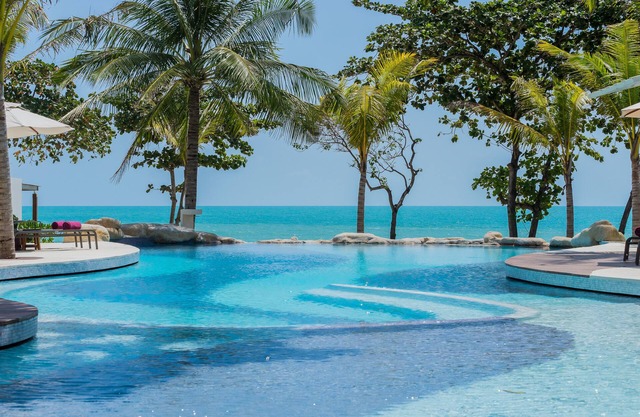 White Sand Samui Resort