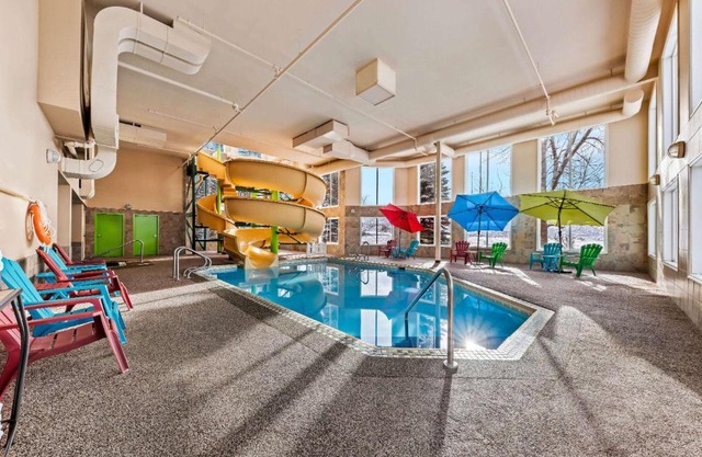 Wingate by Wyndham Calgary South