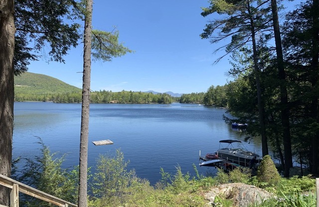 Winnipesaukee waterfront home - make memories with family & friends