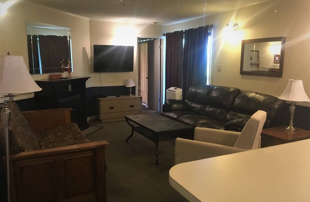 Winterplace Condo E201