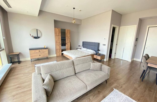 Wonderful 1+0 50 m2 high floor