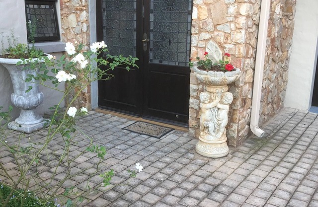 Wonderful apartment in secure estate!