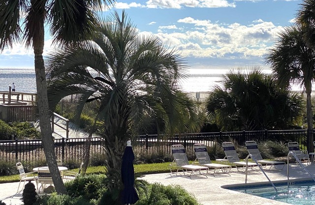 Wonderful Oceanfront Condo overlooking Pool & Beach new renovations January 2025