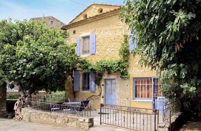 Wonderful private villa for 4 people with WIFI, TV, terrace, pets allowed and panoramic view