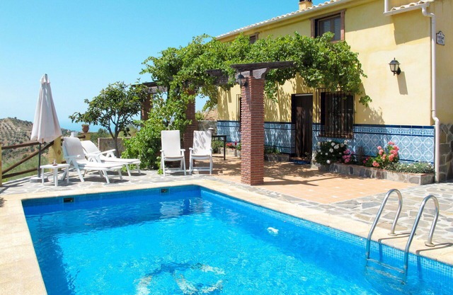 Wonderful private villa for 4 guests with A/C, private pool, WIFI, TV, terrace and pets allowed