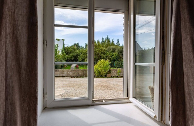 Wonderful private villa for 4 guests with WIFI, TV, pets allowed and parking
