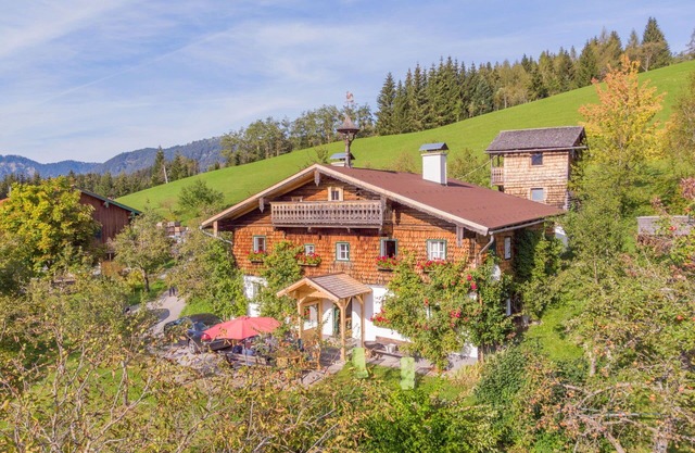 Wonderful private villa for 12 guests with WIFI and TV