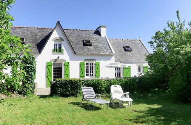 Wonderful private villa for 6 guests with TV, terrace, pets allowed and parking