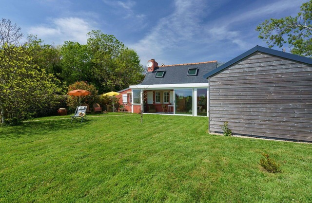 Wonderful private villa for 2 guests with TV, terrace and parking