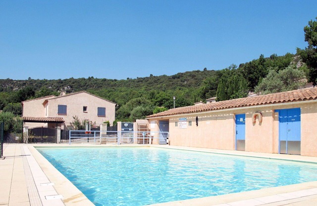 Wonderful private villa for 4 people with pool, TV, terrace and parking
