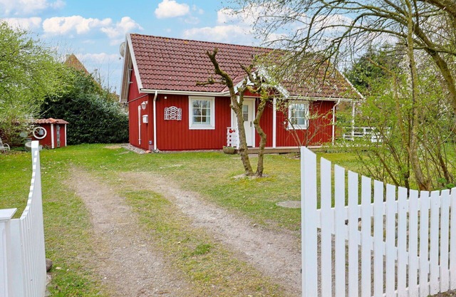Wonderful private villa for 6 guests with WIFI, TV, terrace and parking