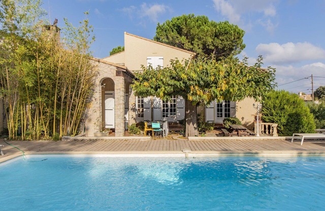 Wonderful private villa for 10 guests with WIFI, private pool, TV, terrace and parking