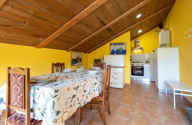 Wonderful villa for 5 people with WIFI, pool, TV, patio, pets allowed and panoramic view