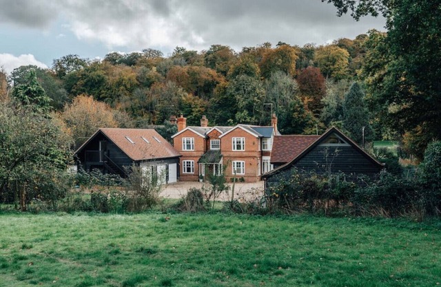 Woodvale Retreat - Sleeps 10