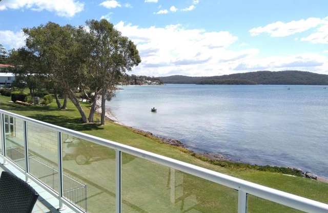 Woodys Place 87a Soldiers Point Rd fantastic duplex on the waterfront
