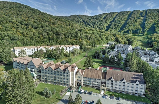 Wyndham Bentley Brook-Ski In/Out, Indoor + Outdoor Pools - Only 25% Deposit!
