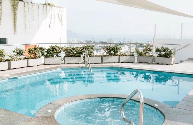 Wyndham Costa del Sol Lima City