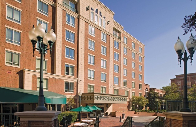 Wyndham Old Town Alexandria - Alexandria, VA - 1 Bedroom