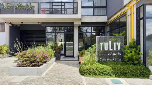 Wynwood House Stylish Loft in El Polo Modern & Central Stay